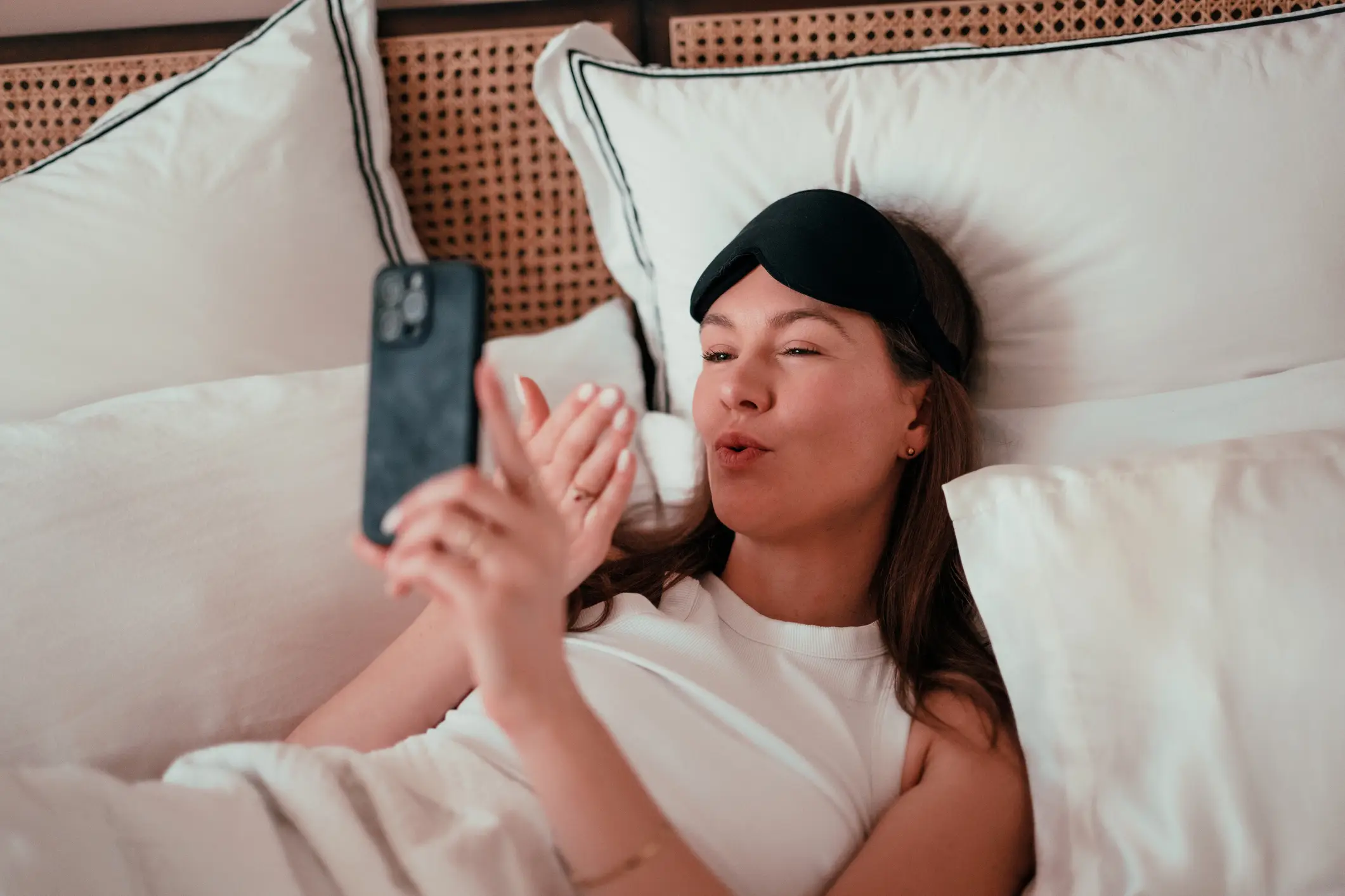 FaceTime is the latest to be hit by Russia's communication crackdown (Alina Rudya/Bell Collective / Getty)