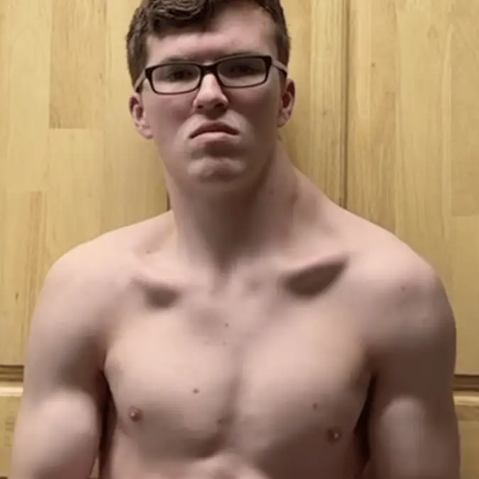 thecrookedman10 / Instagram