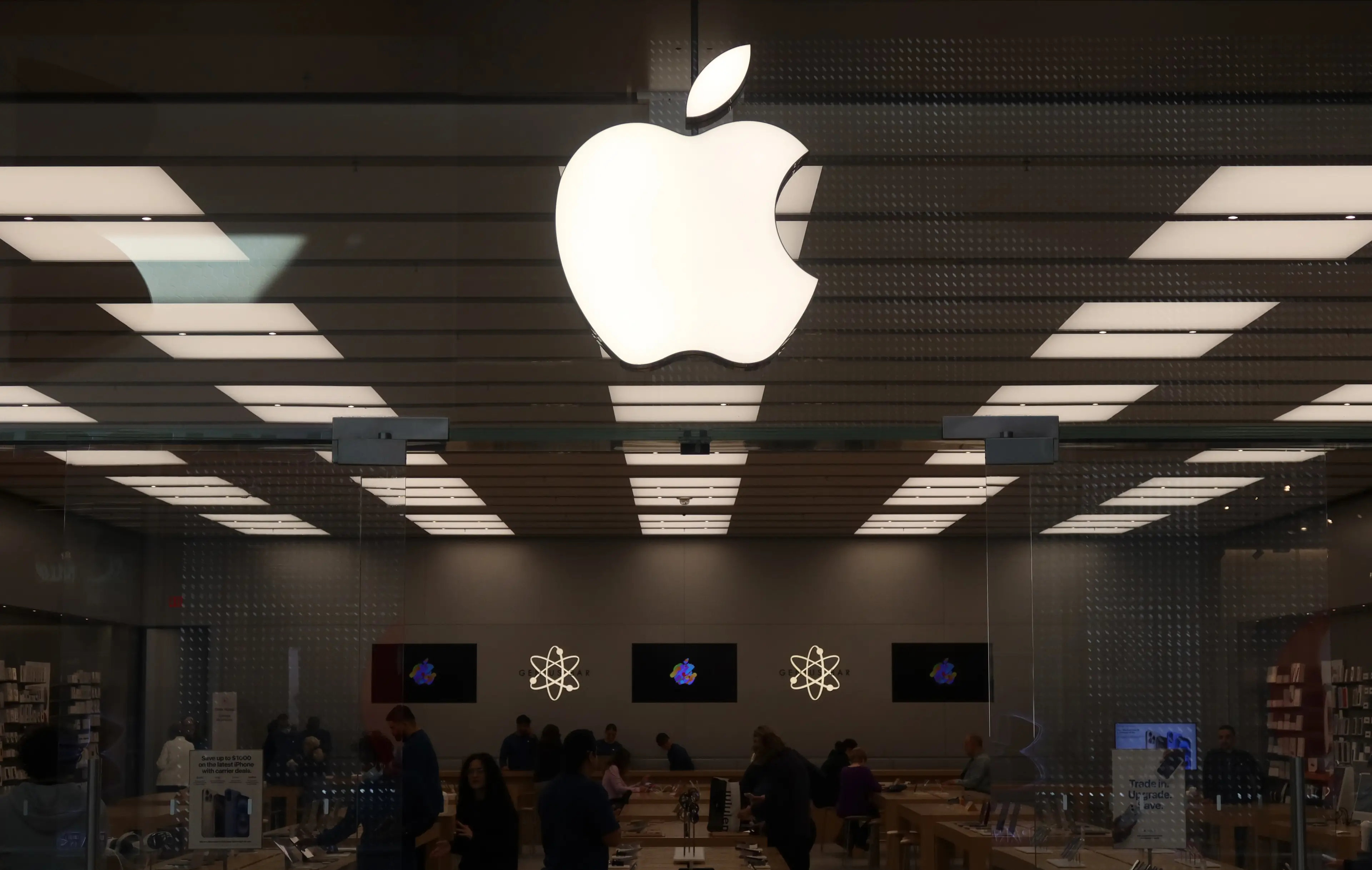 Gary Hershorn / Contributor / Getty 