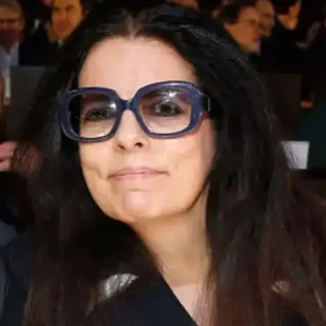 Second richest woman in the world has insane net-worth of $95,000,000,000 and most people don't know who she is