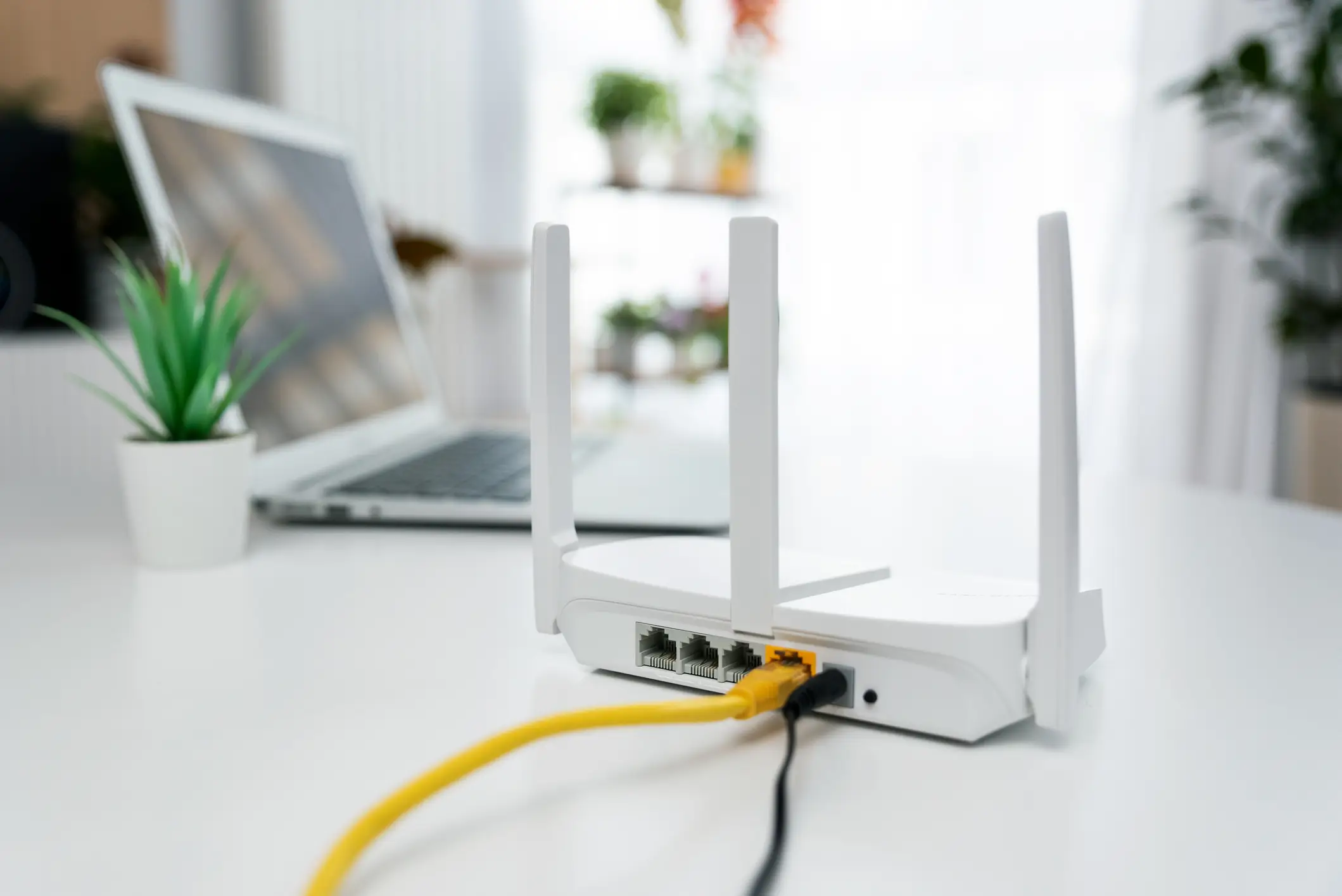 The new cyberattack could compromise your router (simpson33/Getty)