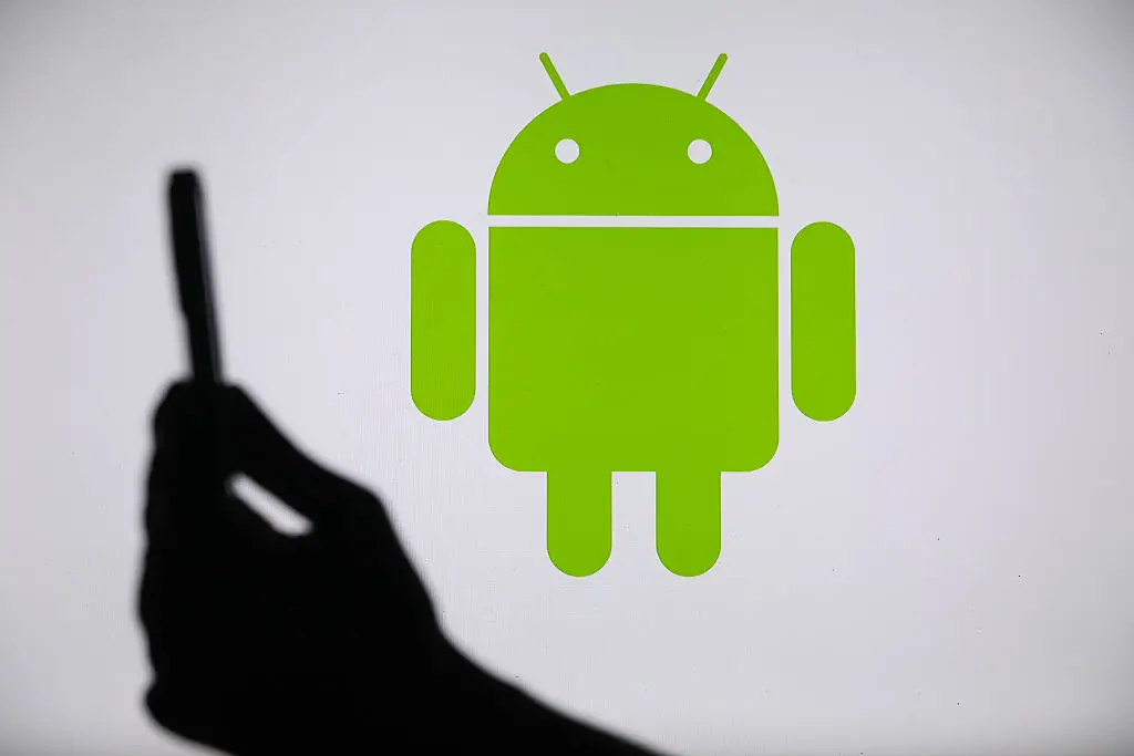 This blue dot will soon roll out to all Android devices with the launch of Android 17 (Klaudia Radecka / NurPhoto via Getty Images)
