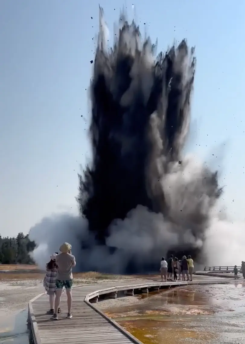 A hydrothermal explosion at Yellowstone National Park sent visitors running for their life on Tuesday (Facebook/Vlada March)