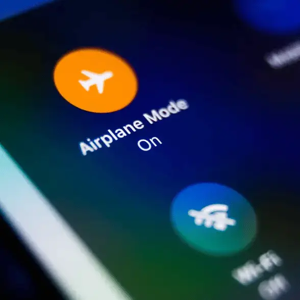 Pilot goes viral with 'the real reason' our phones need to be in airplane mode