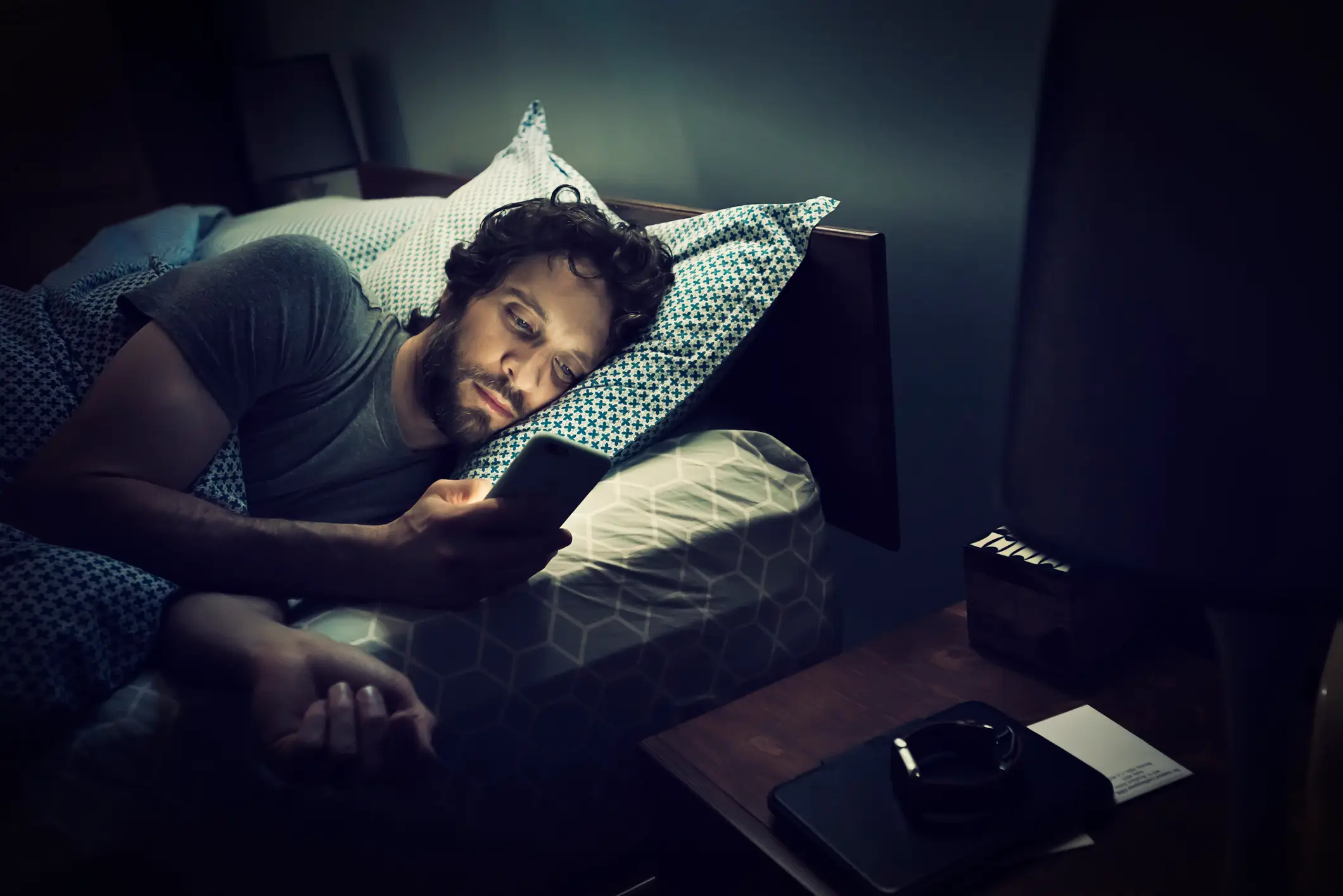 Screen time before bed can lead to a sleep disorder (Superb Images/Getty Images)