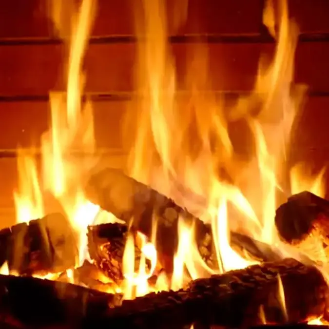 YouTube/Fireplace10hours
