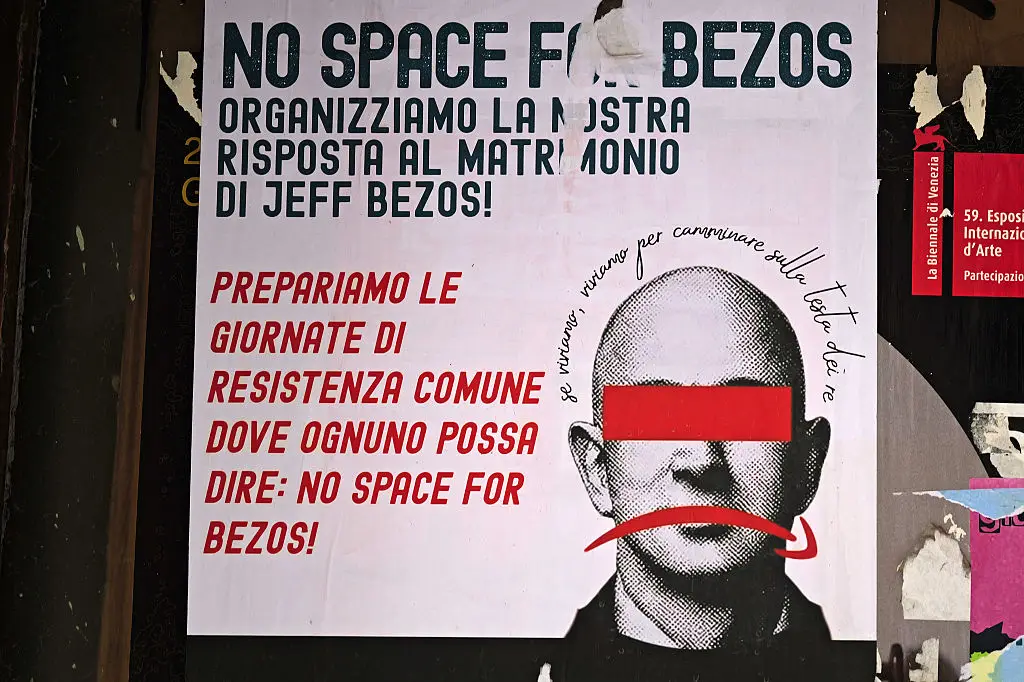 A "No Space for Bezos" mural in Venice streets (Getty Images)