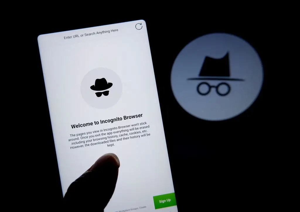 The YouTuber explained the truth about incognito mode (Avishek Das/SOPA Images/LightRocket via Getty Images)