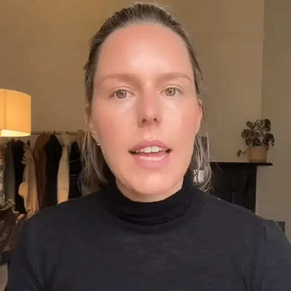 Lawyer issues major warning to employees about work group chats after bartender is fired for using one