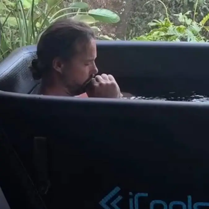 Instagram / Chris Hogan