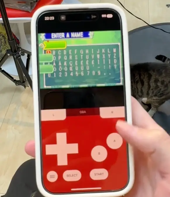 iPhone users can experience gaming nostalgia on their iPhones / @hitomidocameraroll/TikTok