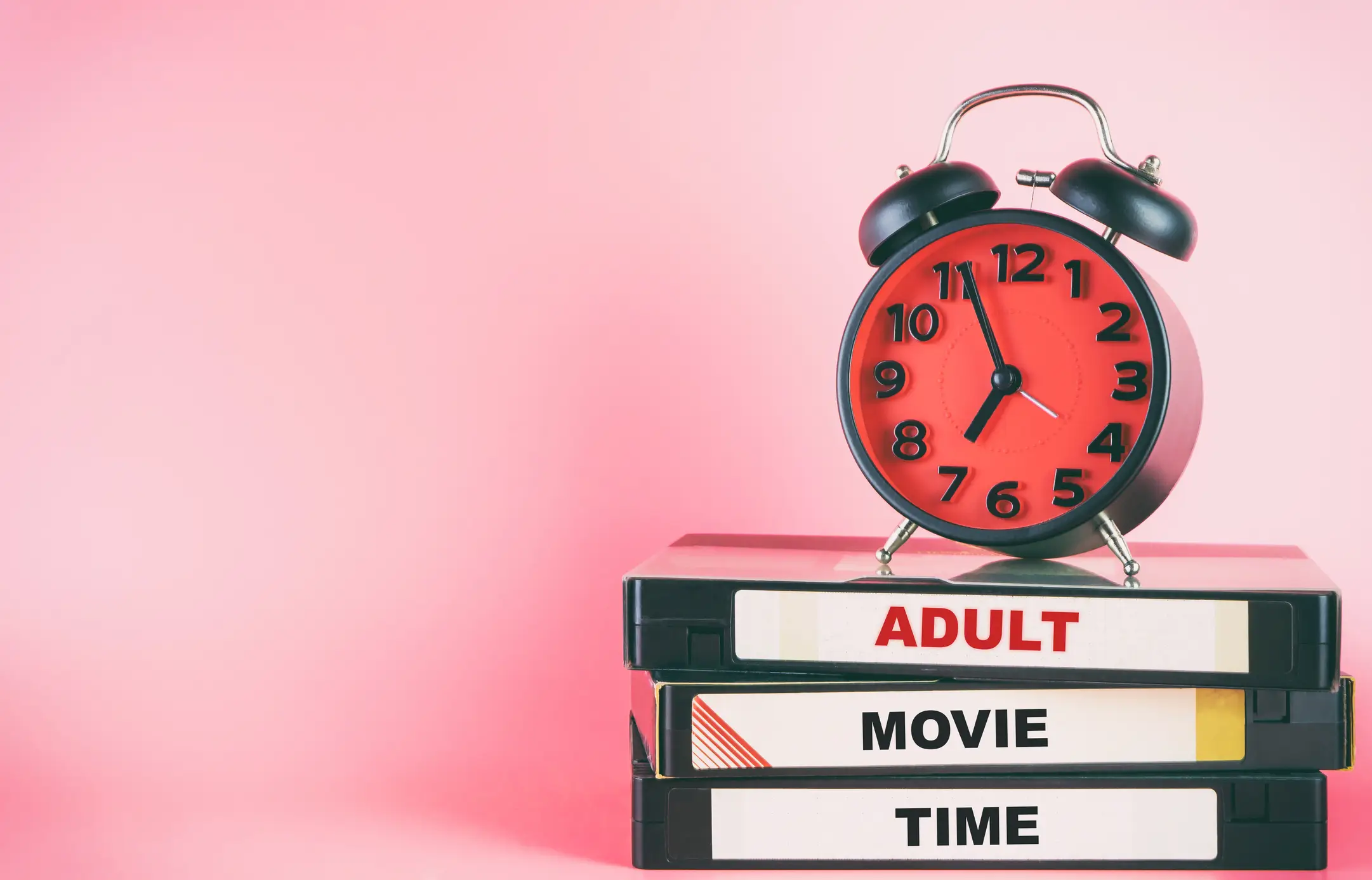 There are certain 'peak' times for viewing pornography (junce / Getty)