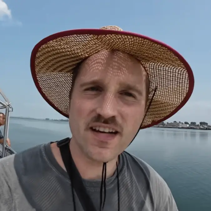 Small Brained American / YouTube