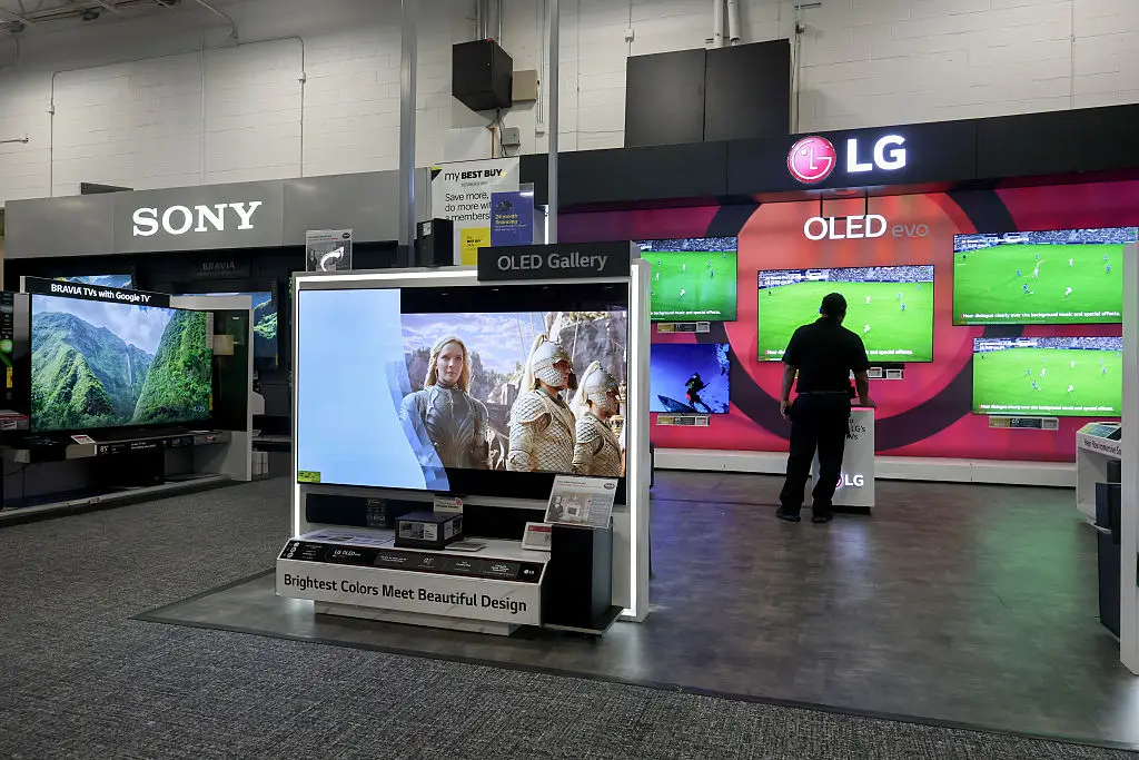 Avoiding 'Vivid' mode will help make your image look a lot better and true-to-life, even if it has an adjustment period (Joe Raedle/Getty Images)