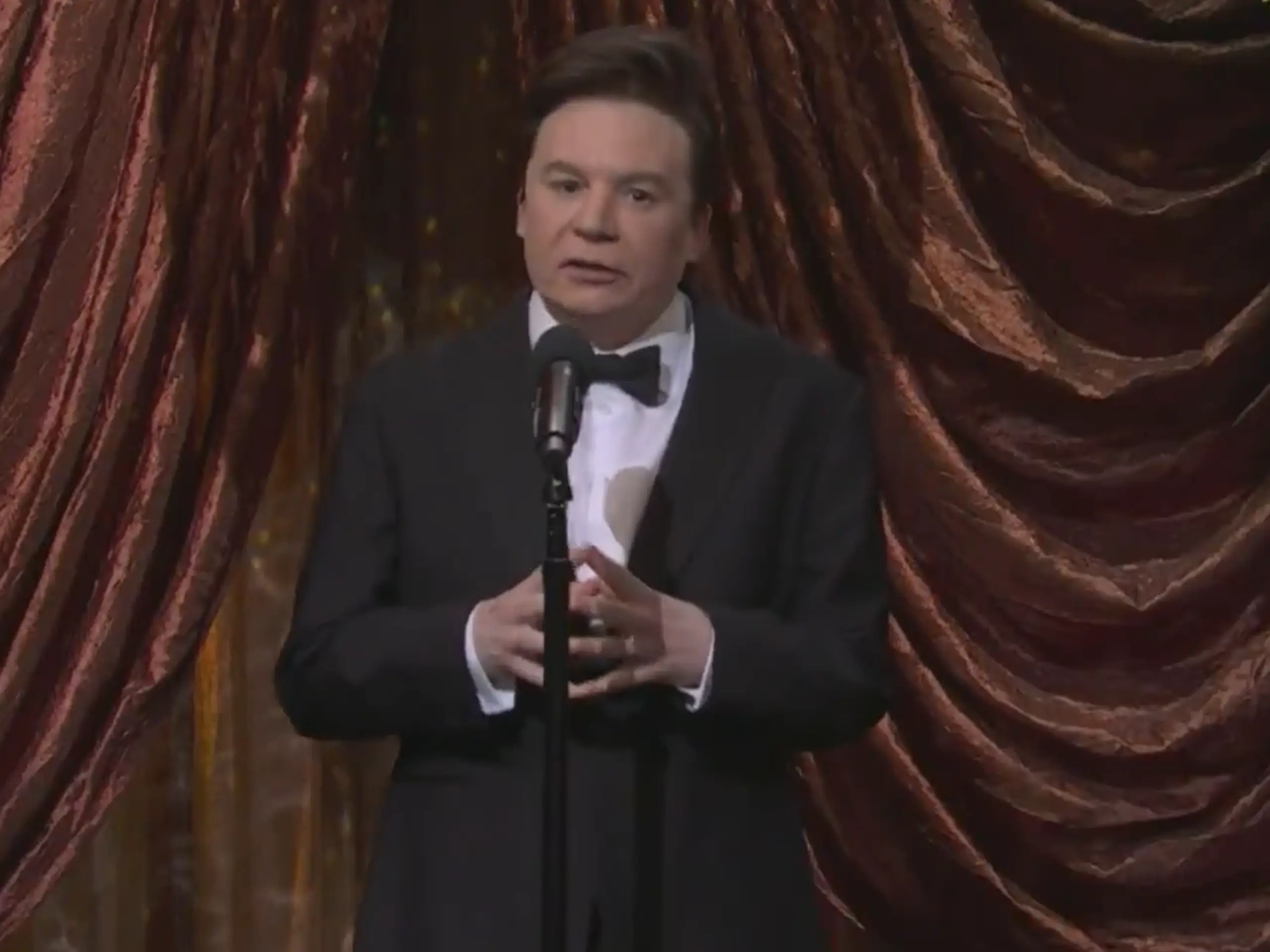 Myers' Musk impersonation had the crowd in heaps of laughter (LateNighter/X)