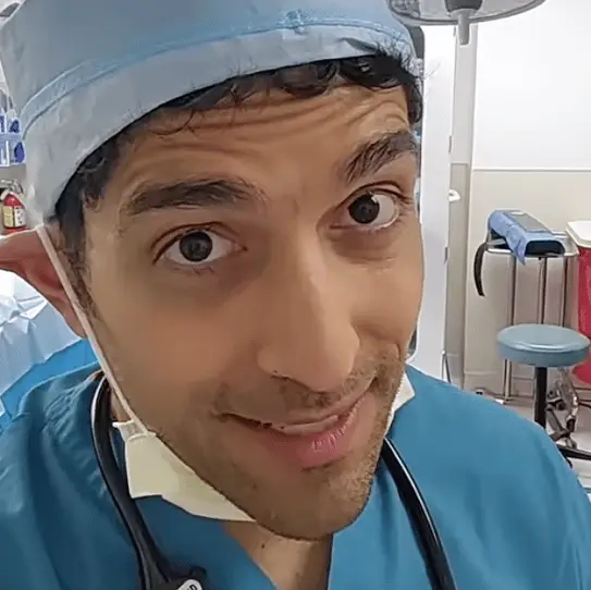 Medical Secrets / YouTube / Westend61 / Getty