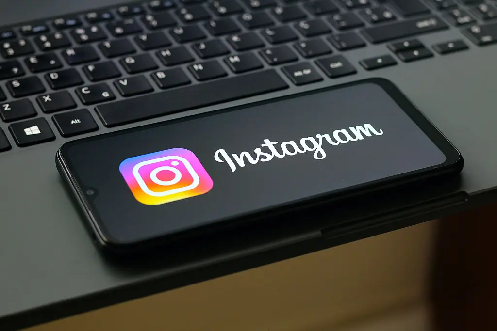 Instagram announced its first logo change in 10 years (Thomas Fuller/SOPA Images/LightRocket via Getty Images)