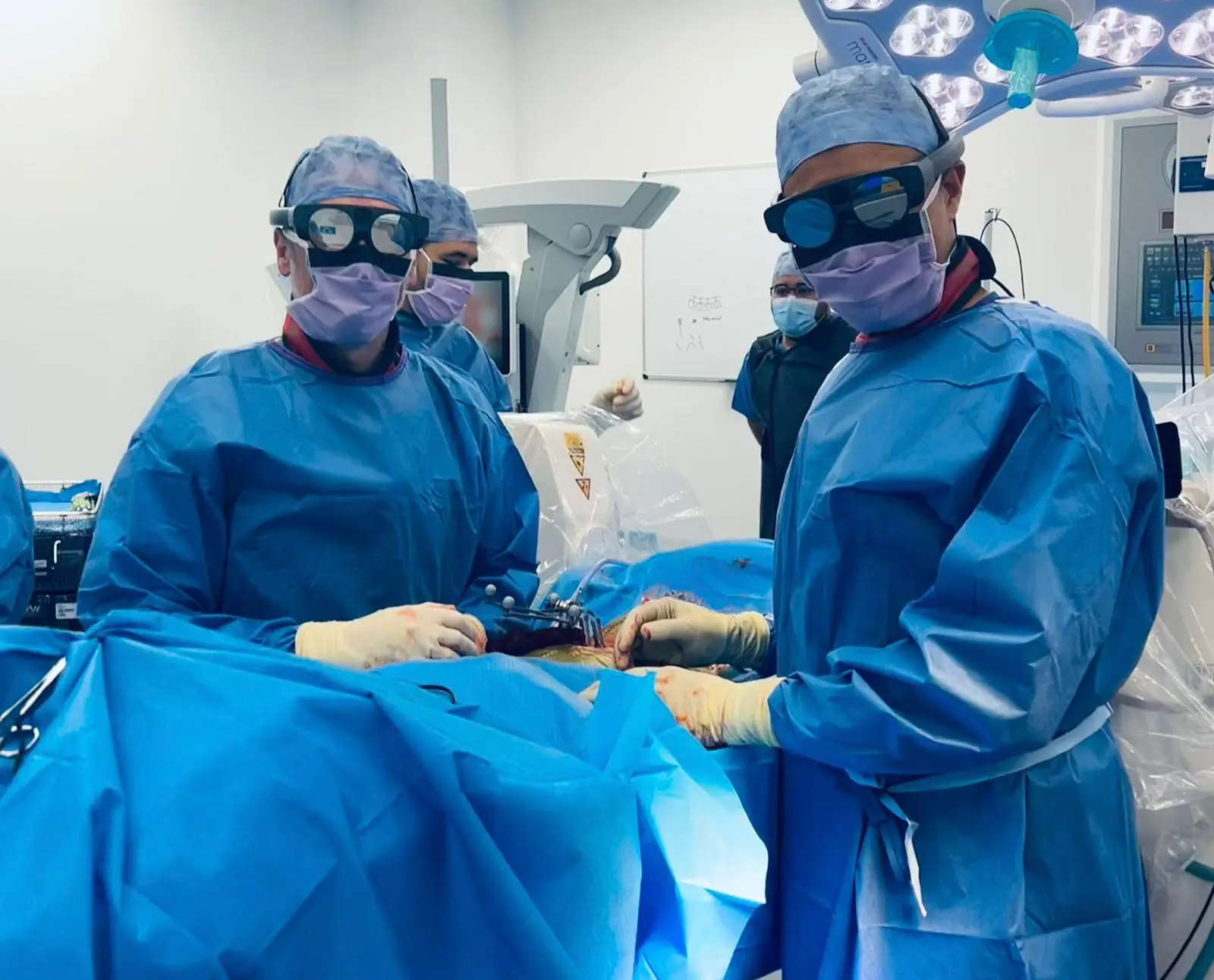 The surgeons wore mixed reality goggles during the operation (NHS GGC)