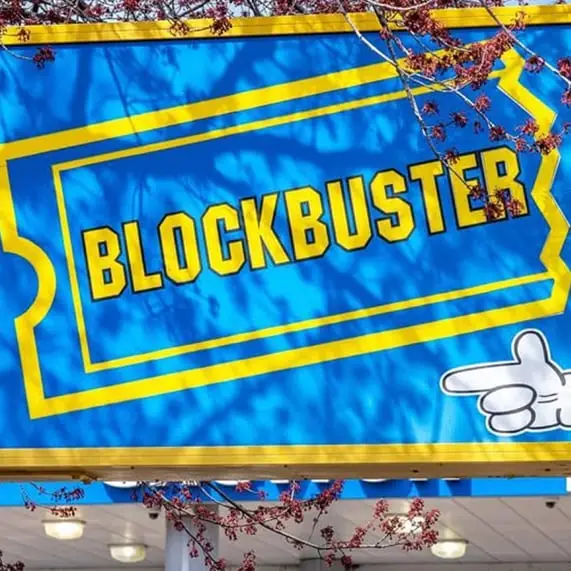 Fascinating backstory of the world's last standing Blockbuster store in Oregon
