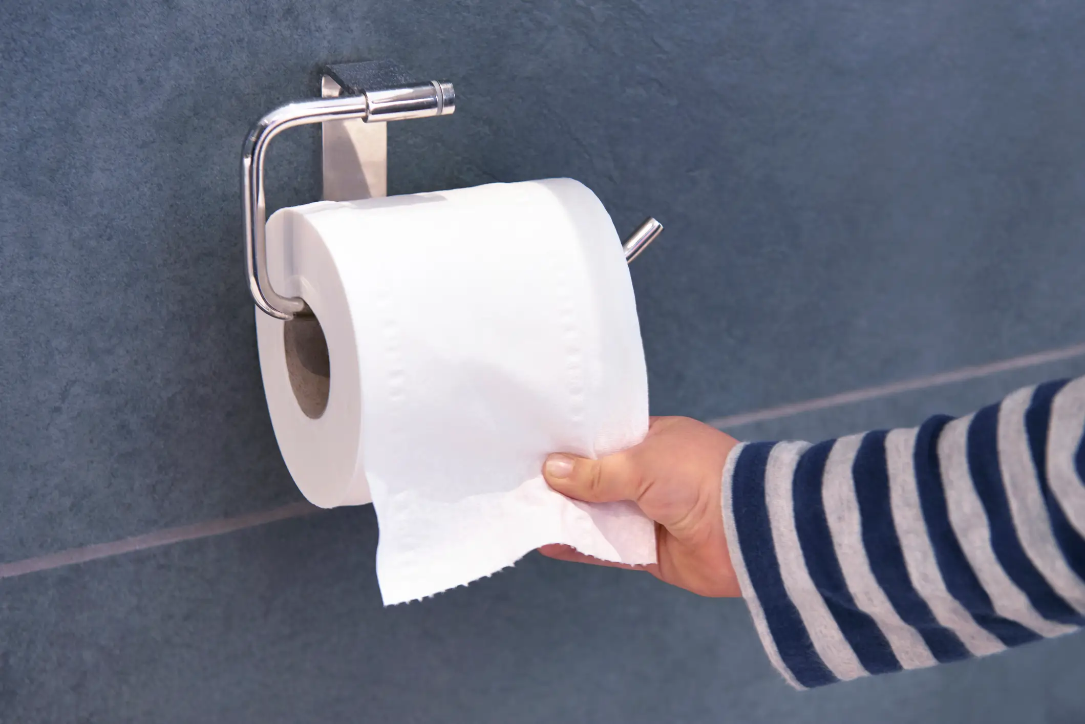 How do you hang your toilet paper? (Peter Dazeley/Getty)