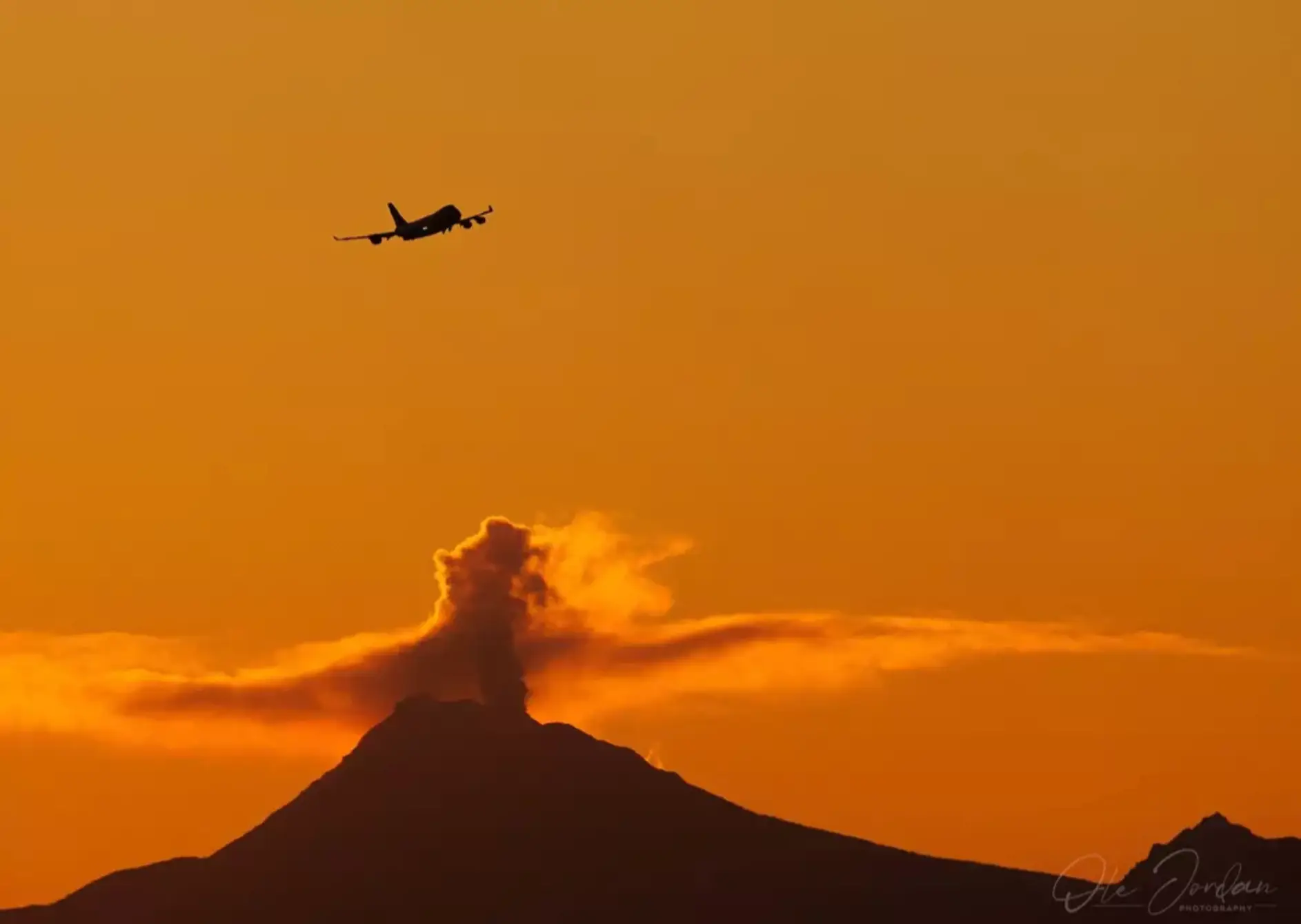 The volcano is showing signs that it is likely to erupt soon (Ole Jordan)