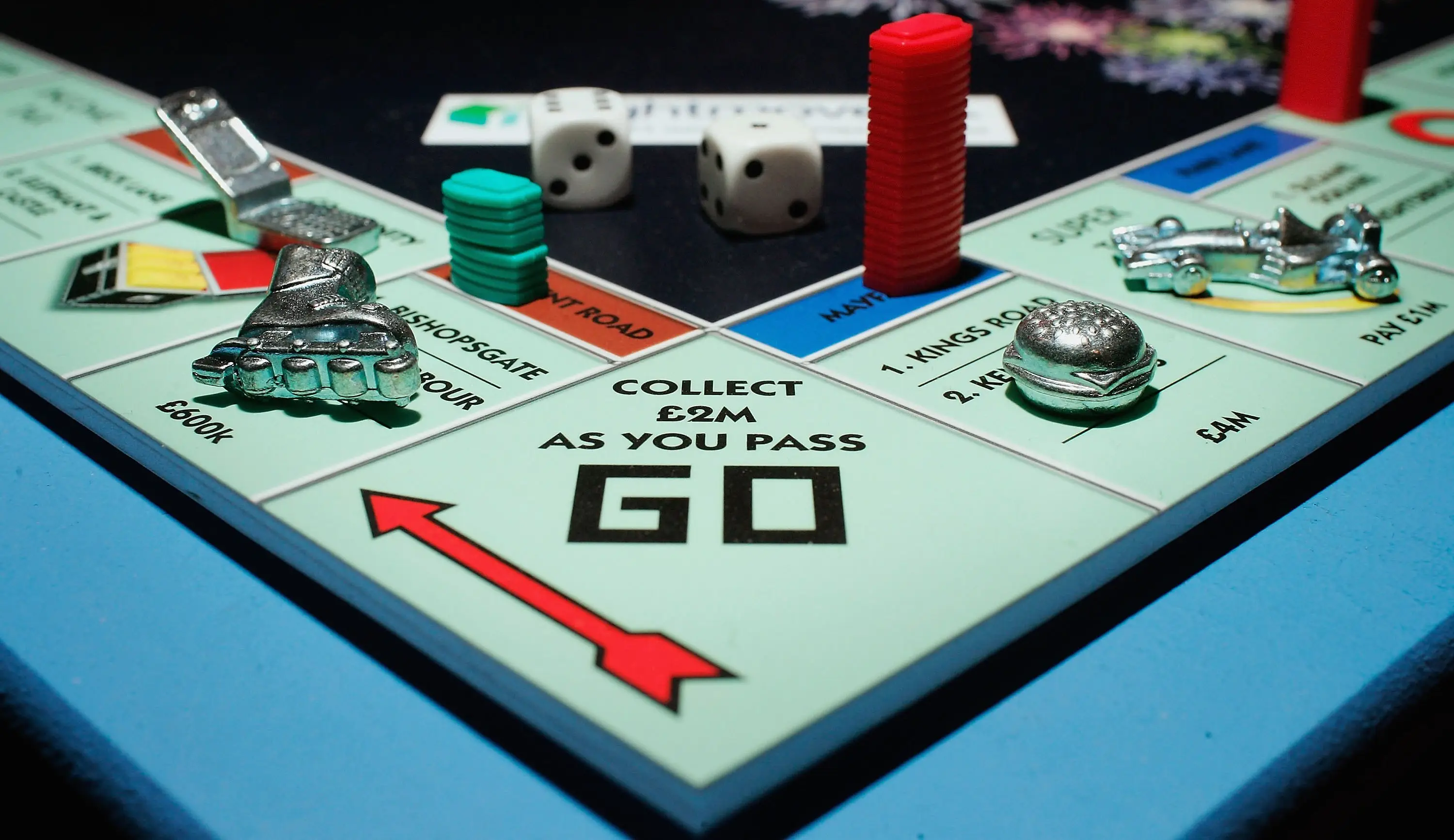 Reddit users are divided over whether the homeowners should keep the massive games board (Bruno Vincent/Getty Images)