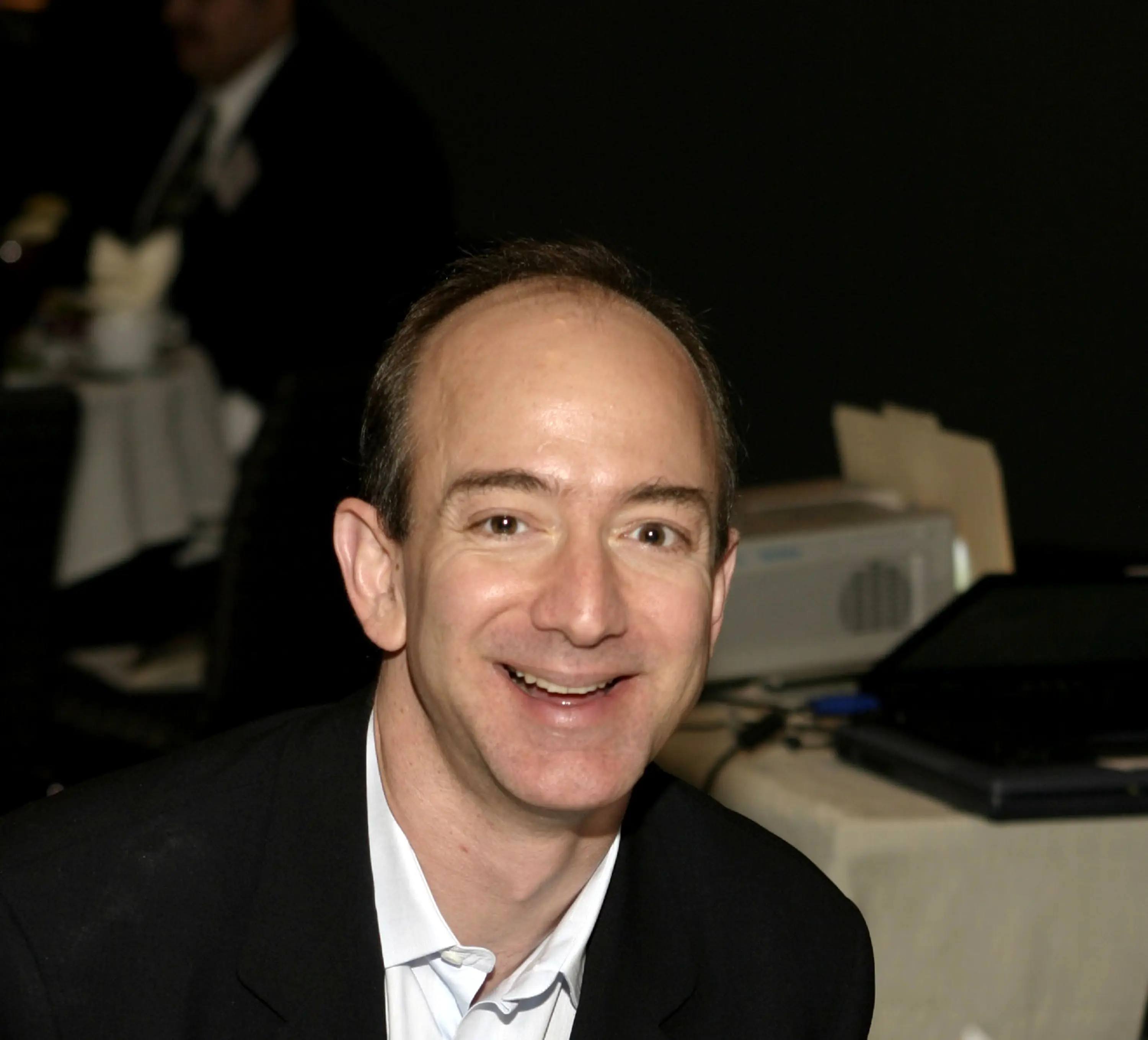 Jeff Bezos banned PowerPoint from Amazon in 2004 (Danny Kamin / Contributor / Getty)