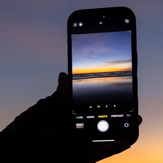 Expert cautions against iOS 18 setting you need to turn off to save battery life