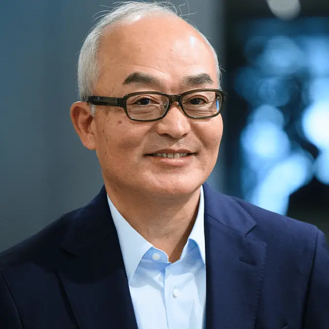 Sony CEO dumps over half his stock just two days after controversial disc announcement
