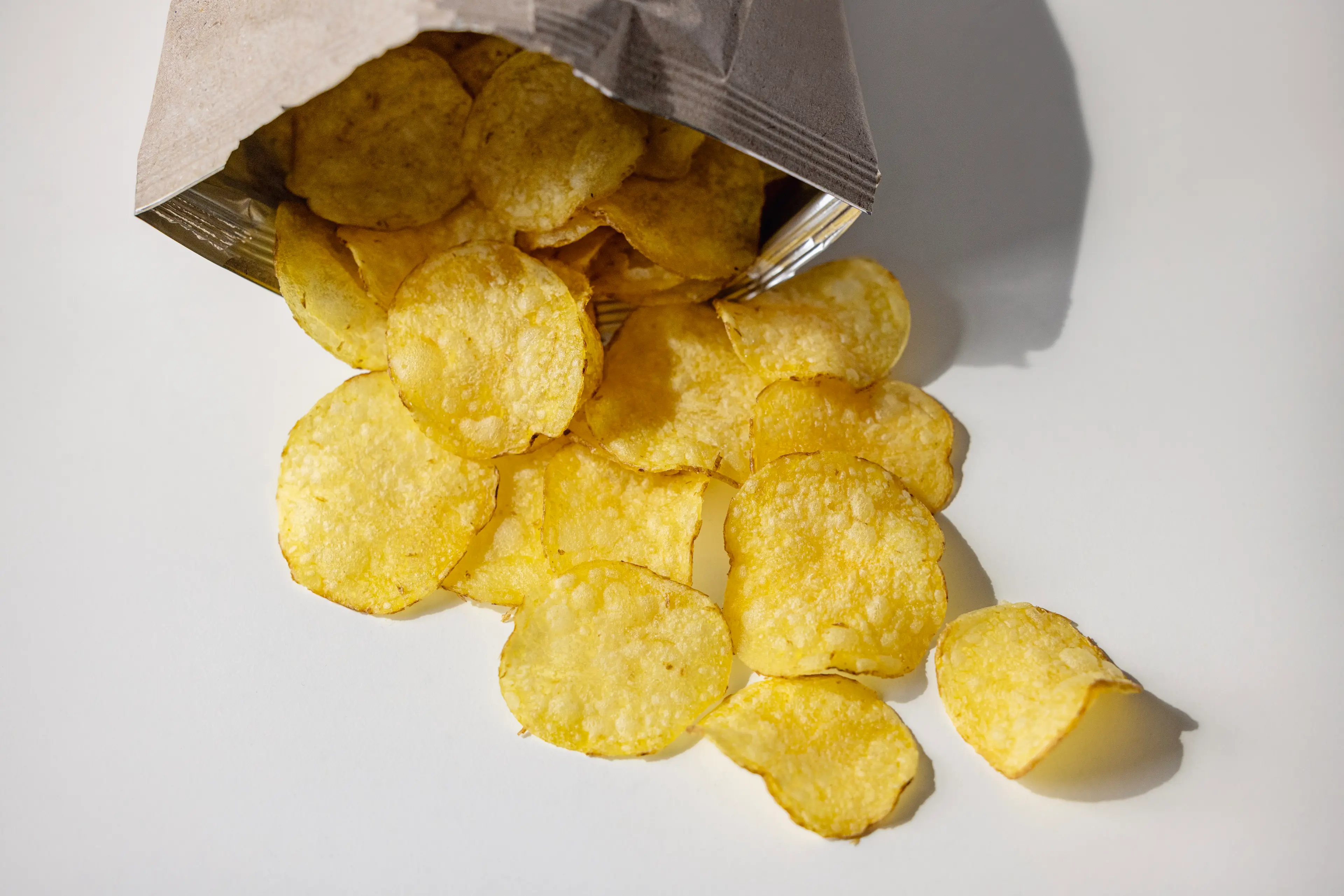 Crisps and similar processed foods often contain high levels of sodium. (Getty Stock Images)