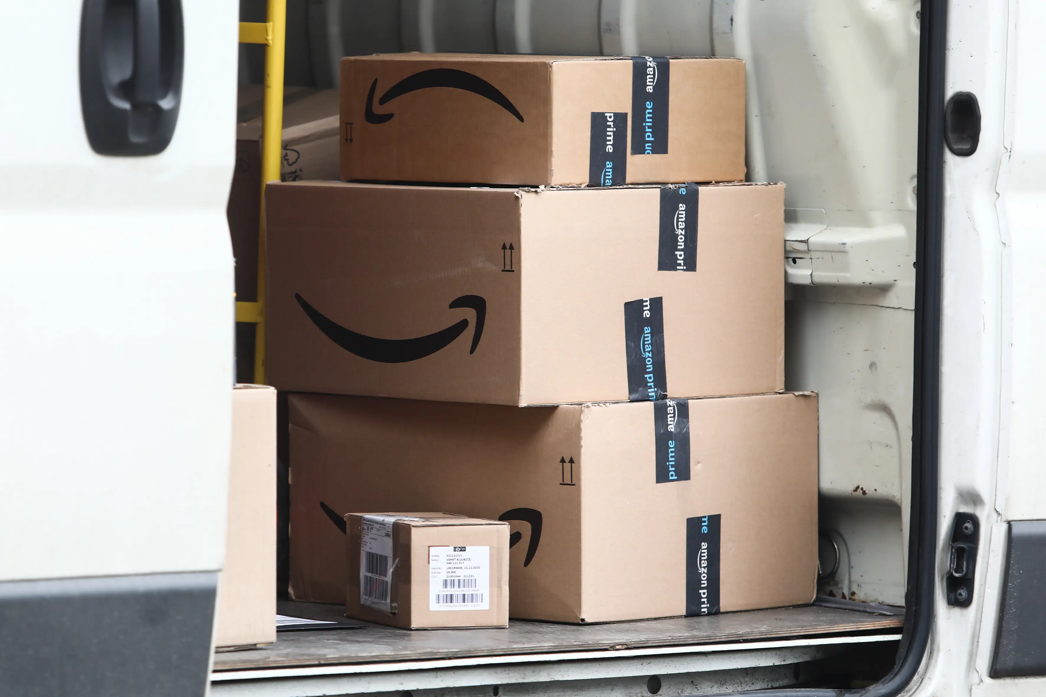 Amazon is refunding certain Prime customers (Jakub Porzycki/NurPhoto via Getty Images)