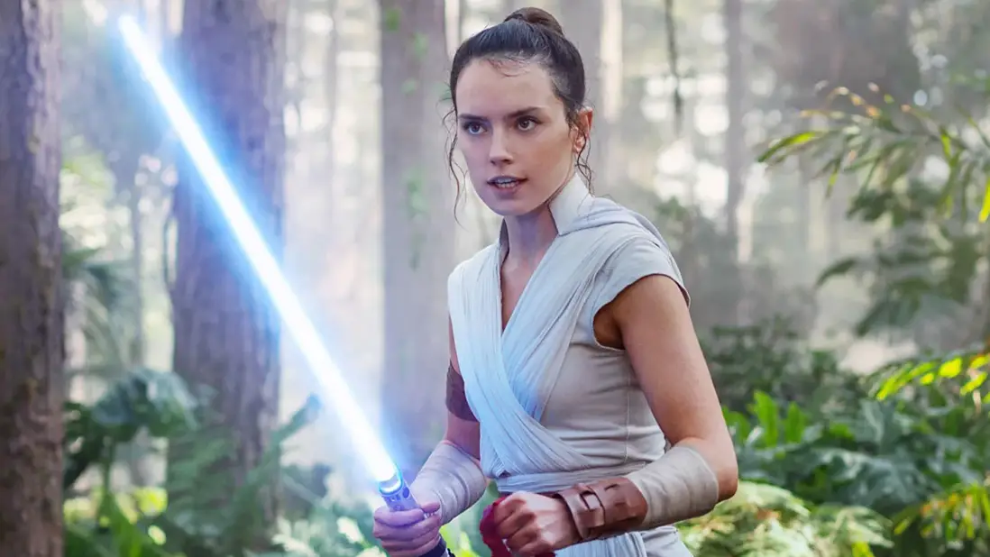 Star Wars fans having very normal reaction to new sequel teaser