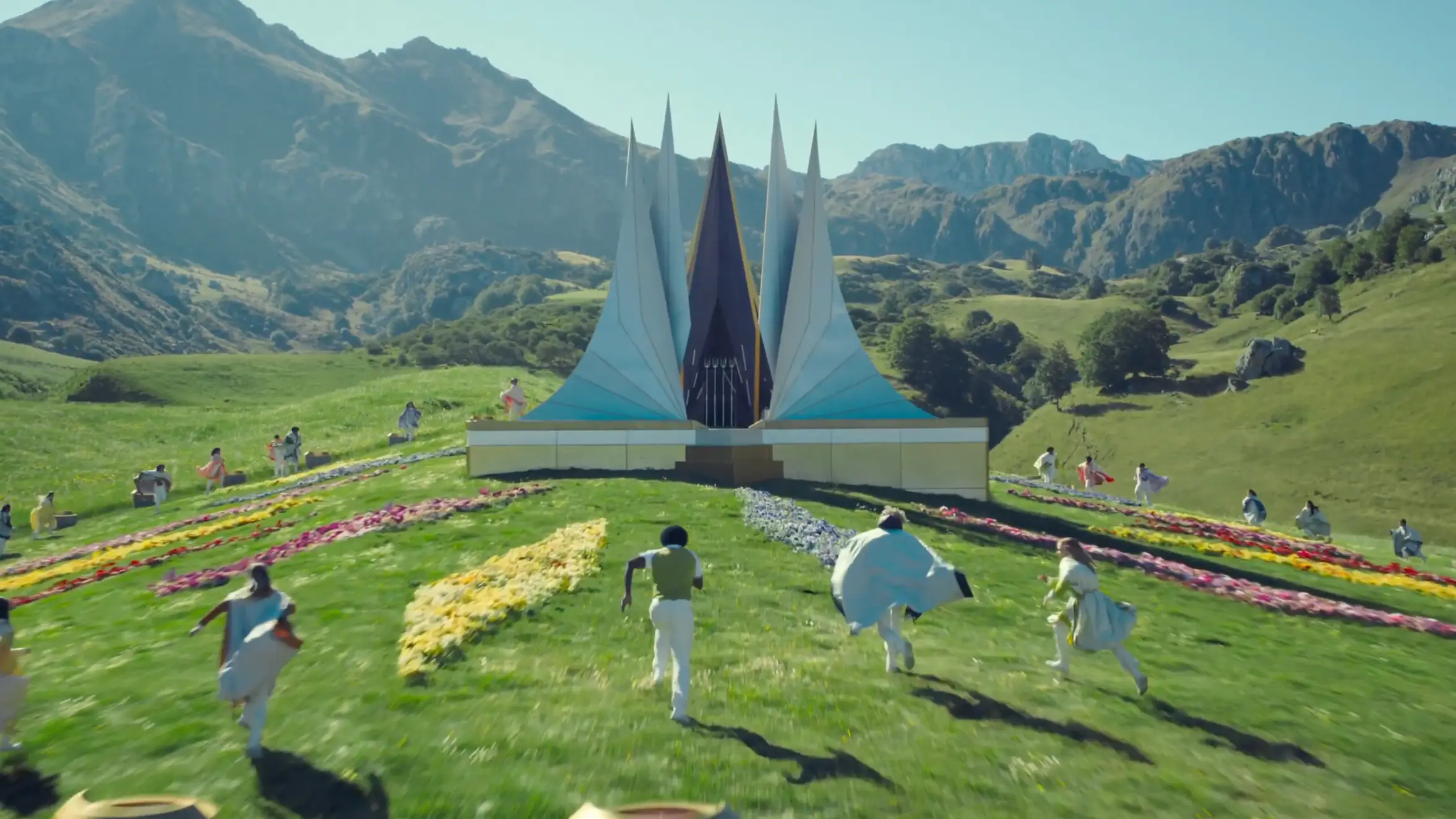 Hunger Games Spin-Off Gets First Trailer, Both Stunning and Terrifying