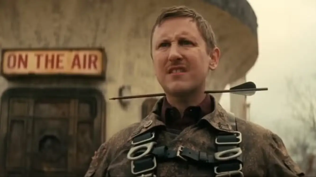 Why Fallout's Thaddeus Isn't Becoming A Ghoul Despite Show Hints