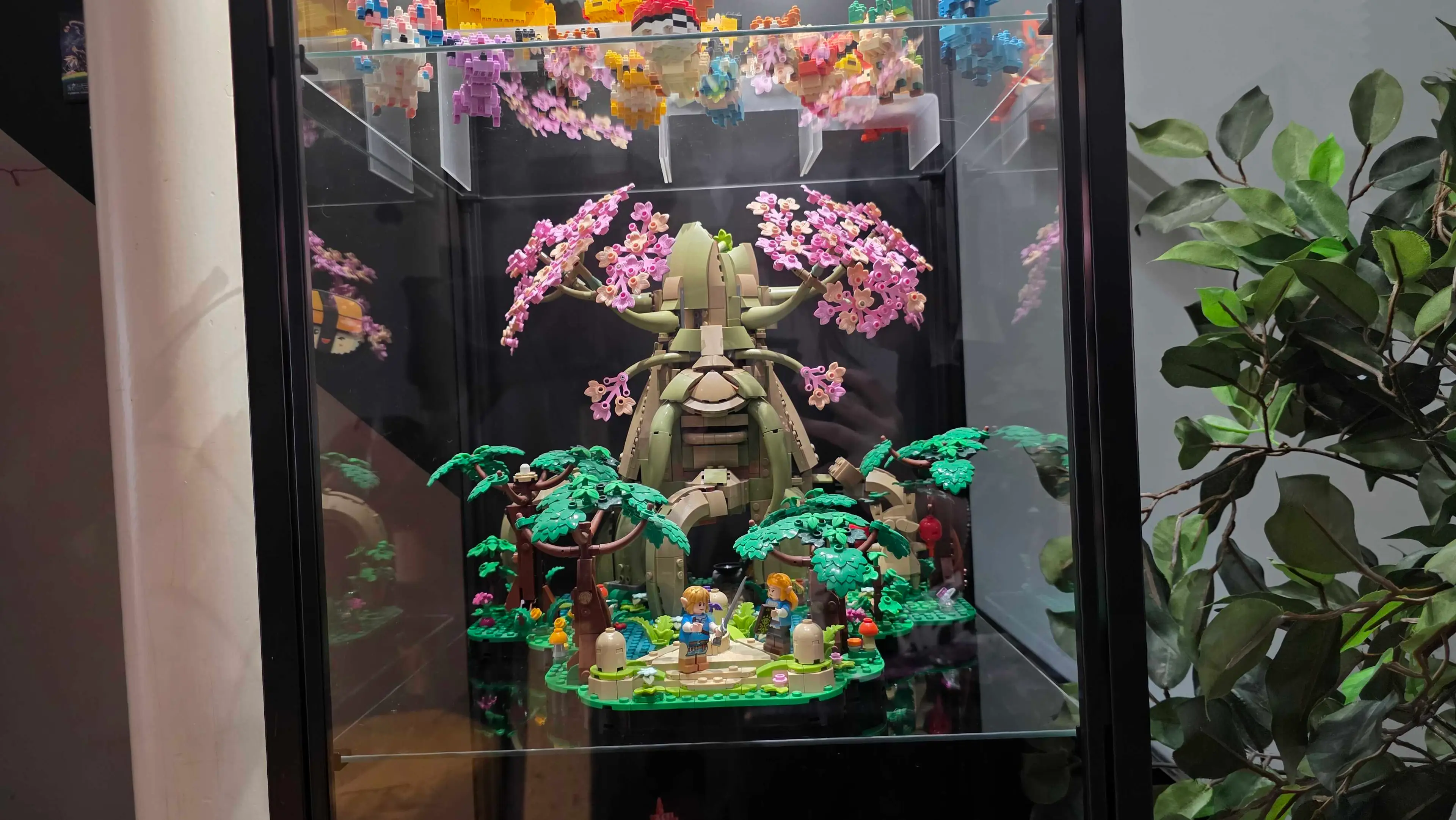 Talented LEGO Builder Turns $40 Bonsai Set Into Zelda's Deku Tree