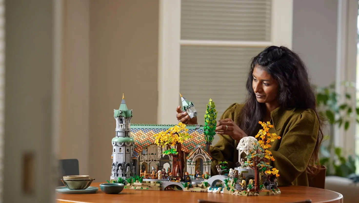 Amazon has discounted loads of LEGO sets (LEGO)