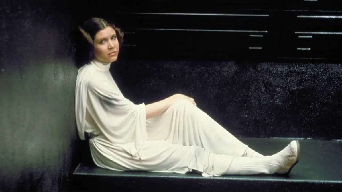 Star Wars fans rally behind hilarious Princess Leia recast