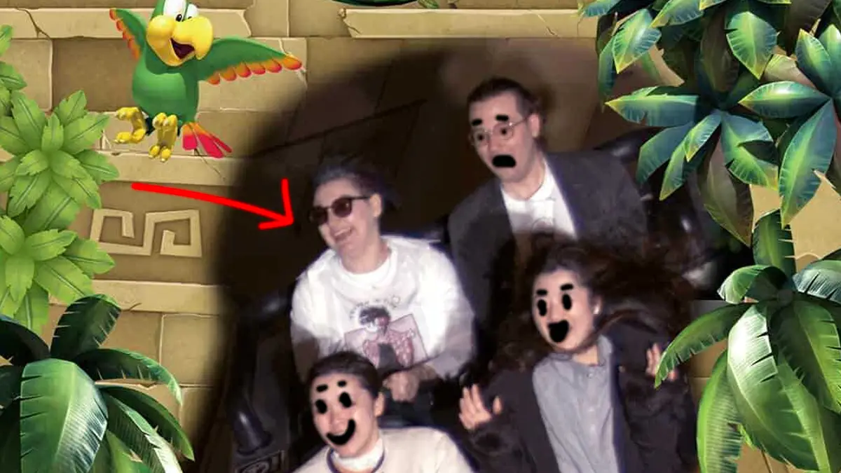 Editor Sara on the new Donkey Kong Ride at Universal Studio Japan