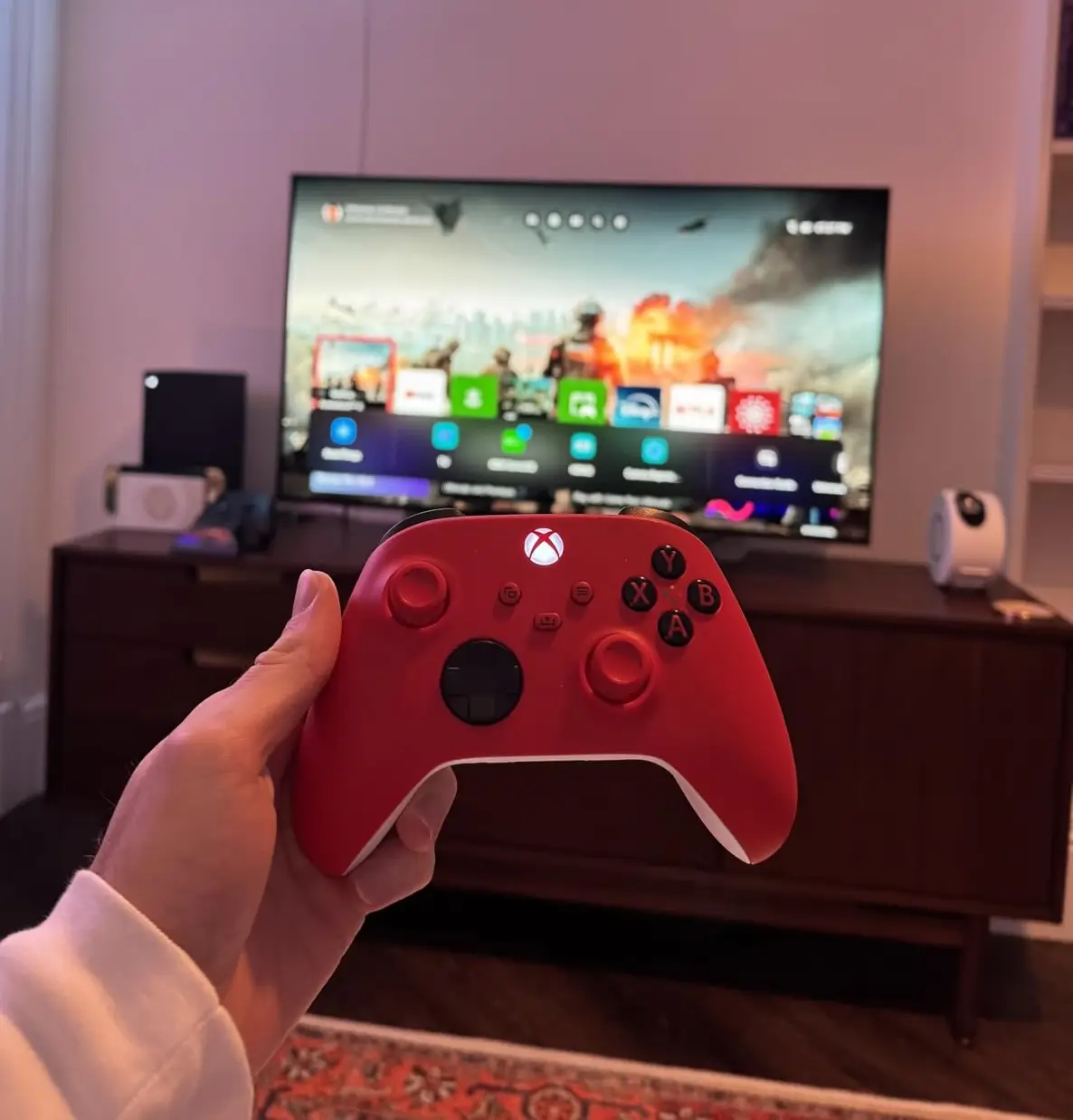 The Xbox wireless controller has returned to its lowest ever price (Amazon reviews)