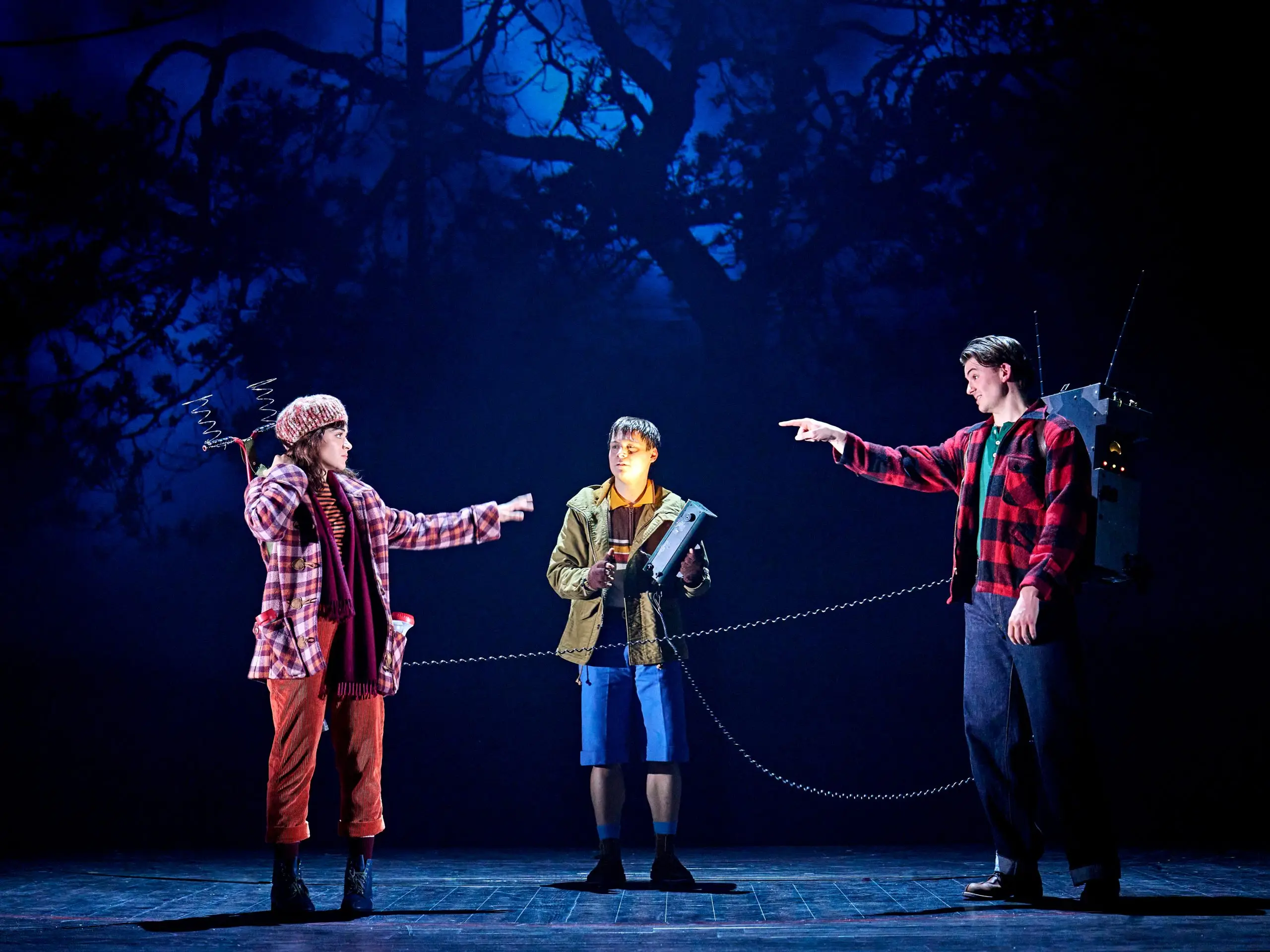 Stranger Things: The First Shadow /