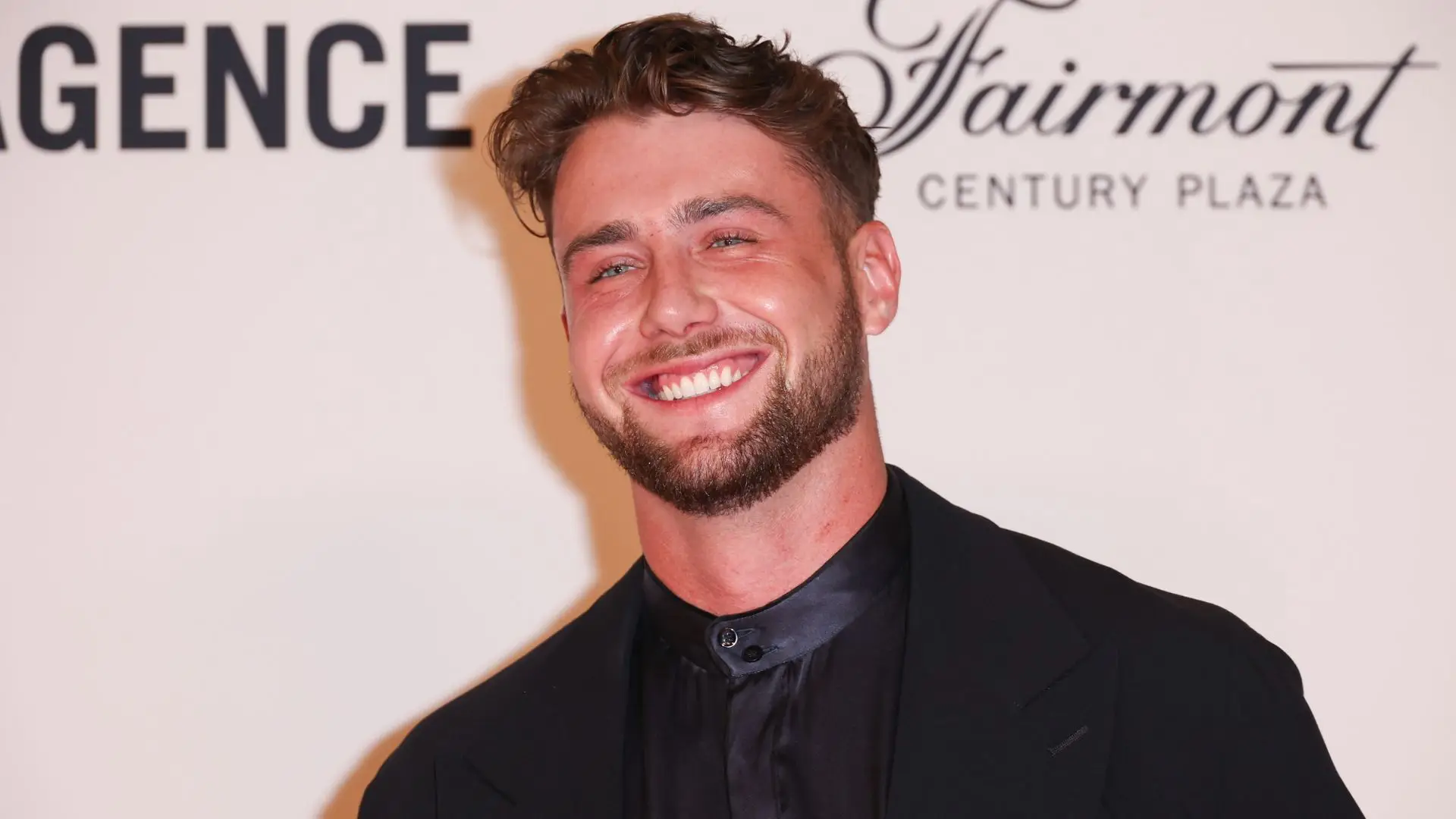 If I Have To Suffer Through Harry Jowsey’s Complete Dating History, So Do You