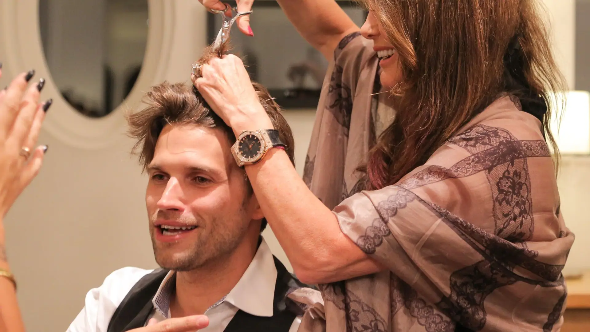 An Objective Evaluation Of Jo’s Bleach Job On Schwartz’s Head