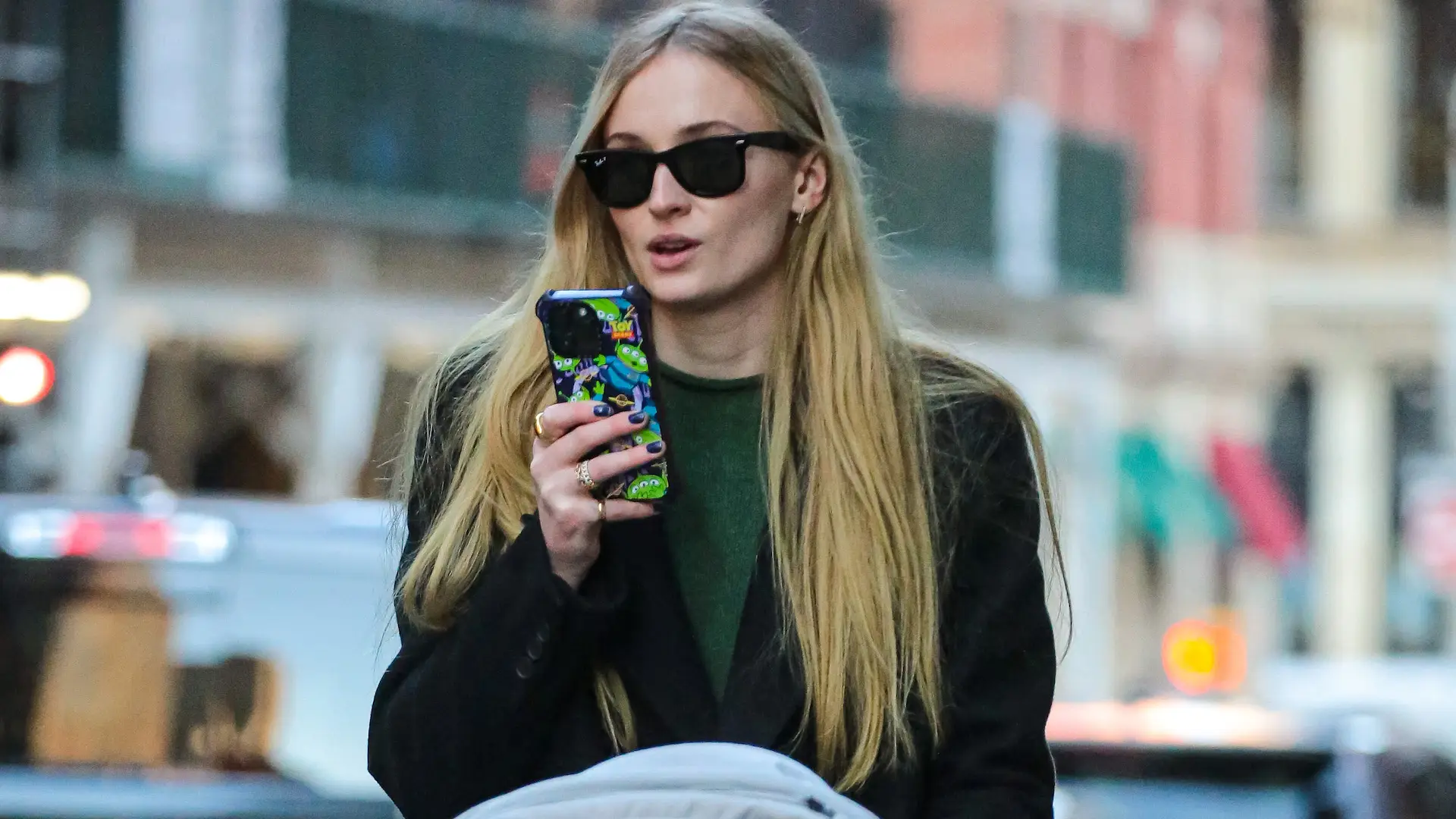 Sophie Turner Got Real AF About Mom Guilt And Mental Health