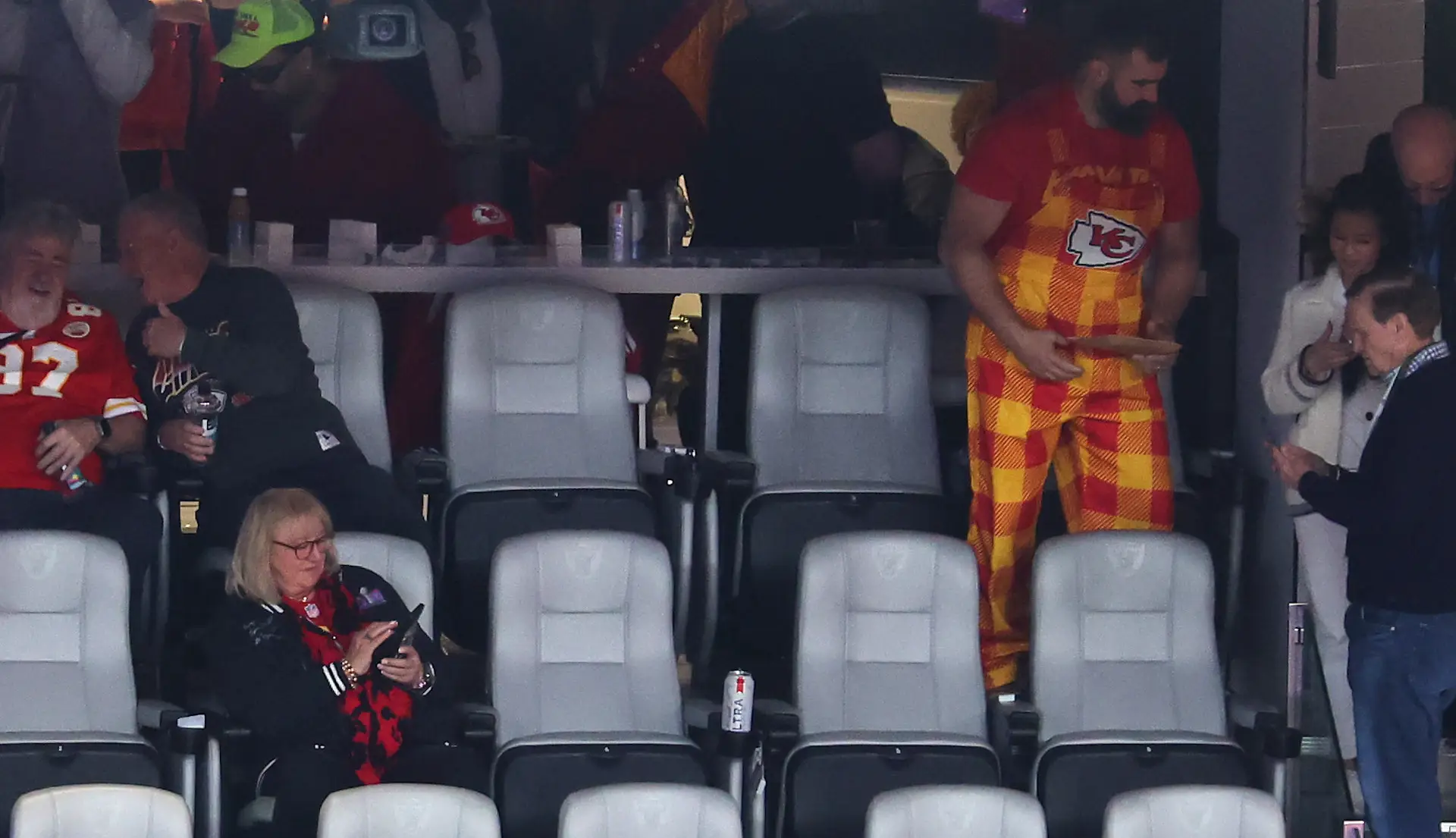 Super Bowl Funniest Memes And Tweets Because That’s The Best Part Of The Game