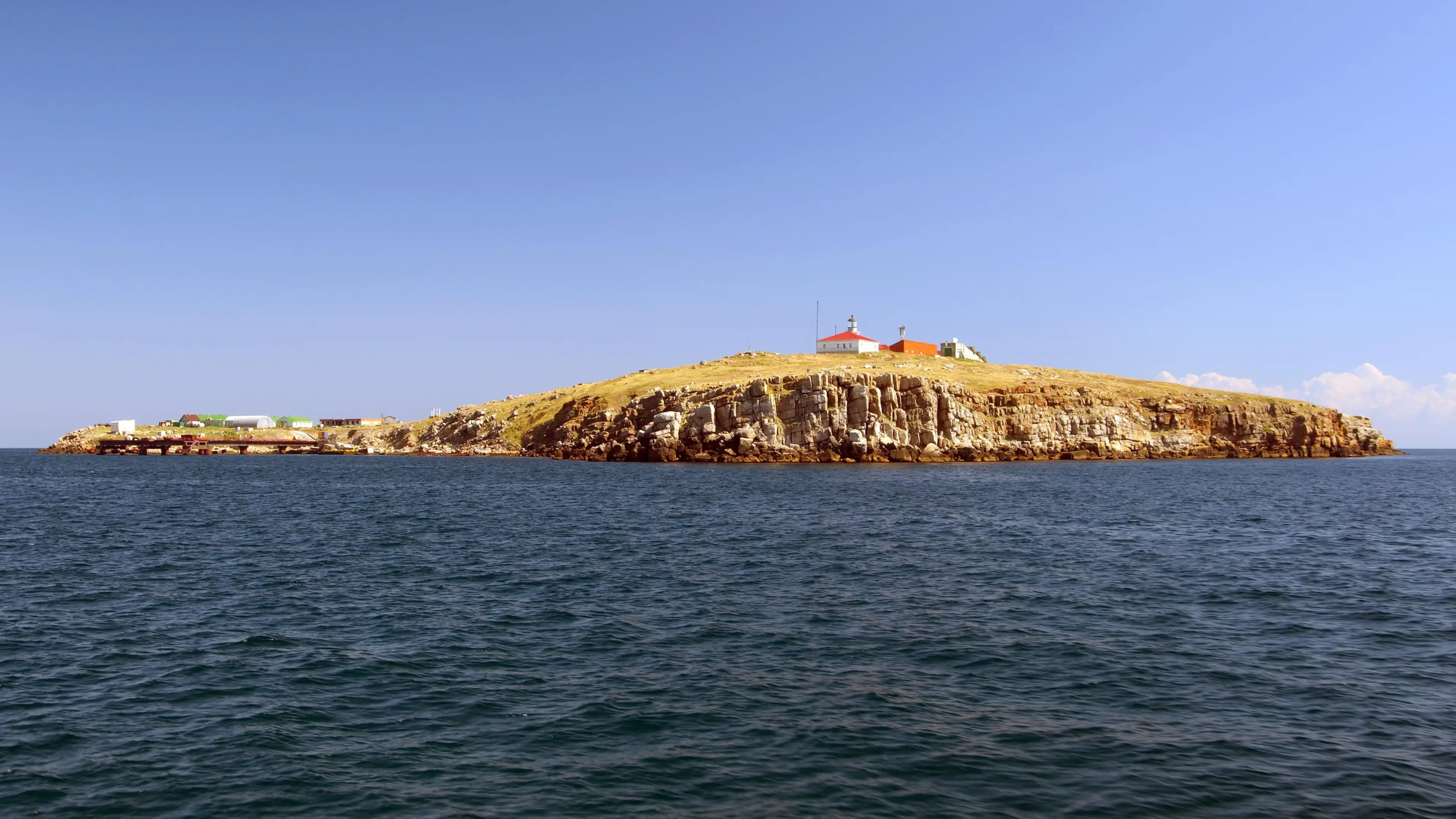 ​Ukrainians Defending Island Tell Russian Forces To ‘Go F**k Yourself’ Before Their Final Standoff 