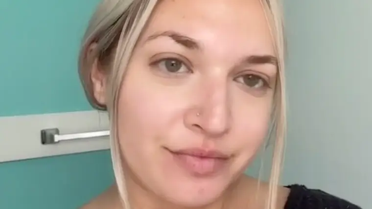 Woman Almost Dies After High-Cut Jeans Give Her A Wedgie