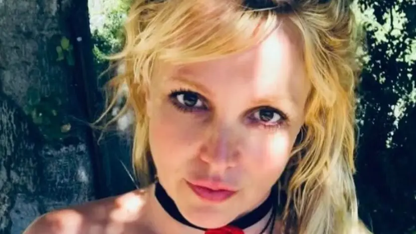 Fans Defend Britney As She Posts Fully Naked Photos On Instagram