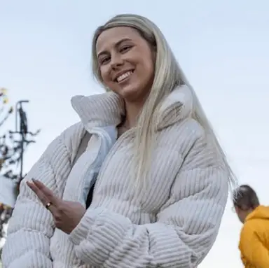 hay_welch / Instagram