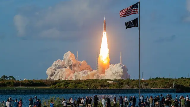 NASA's Artemis II Astronauts Make Disturbing Discovery Just Moments After Launch Of First Moon Mission In 50 Years